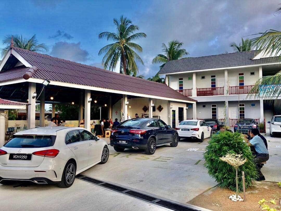 Lakse Inn Homestay Kampong Pengkalan Maras Exterior foto